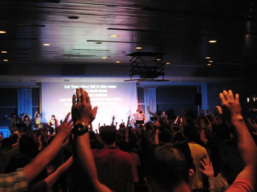 Worship at AMI Revolution08.JPG